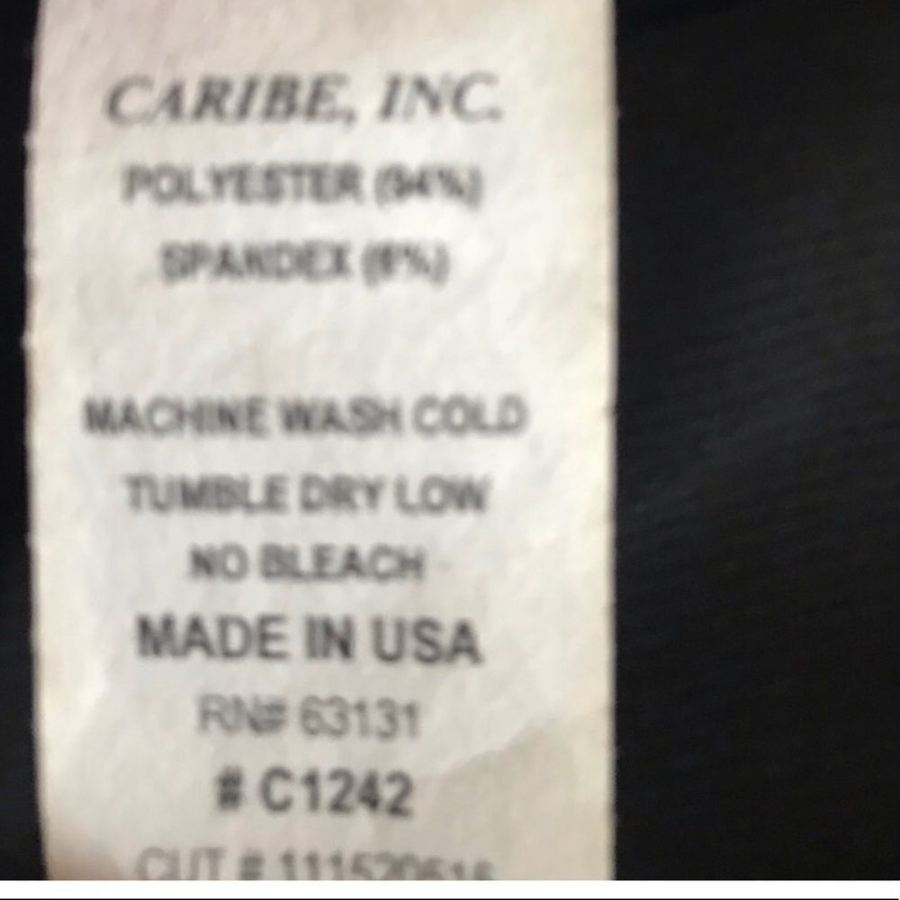 Caribe Small Black Shark Bite Cold Shoulder Top - Picture 6 of 6